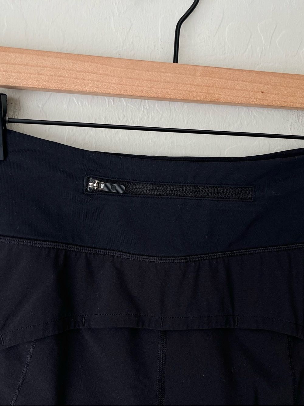 Lululemon speed up shorts black 4 long - Picture 7 of 9